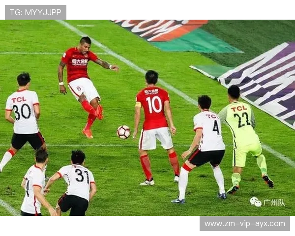 左路传中，伊巴伊亚头球的启示：从比赛瞬间到日常训练的全链条跃升